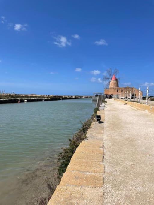 Luxury Sea House Apartment Trapani Ngoại thất bức ảnh